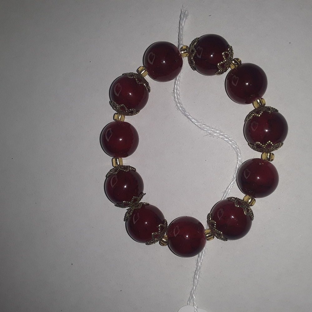 Elegant Red Moon Royalty 7"0 Beaded Bracelet